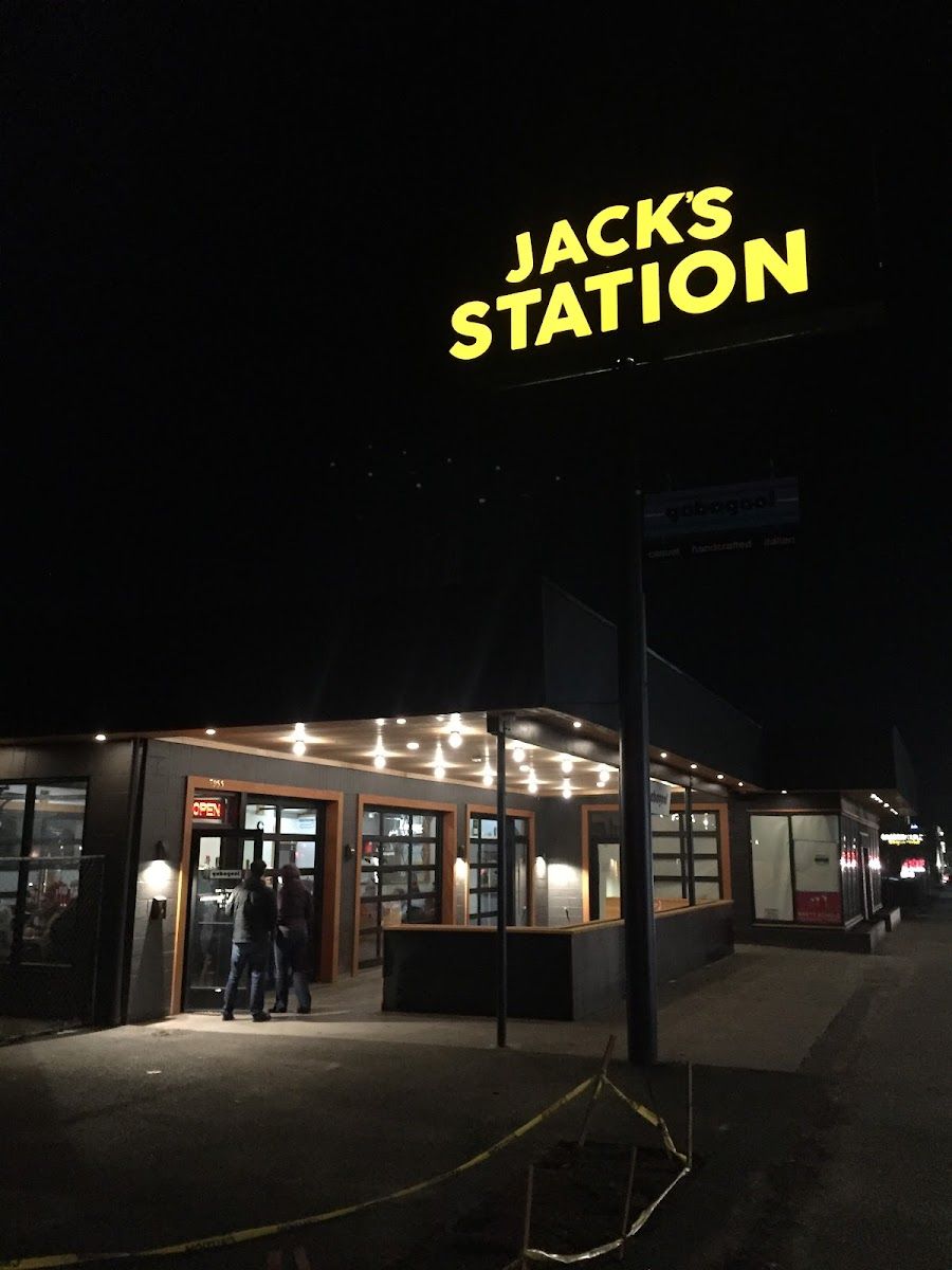 Jack's Vault, Portland