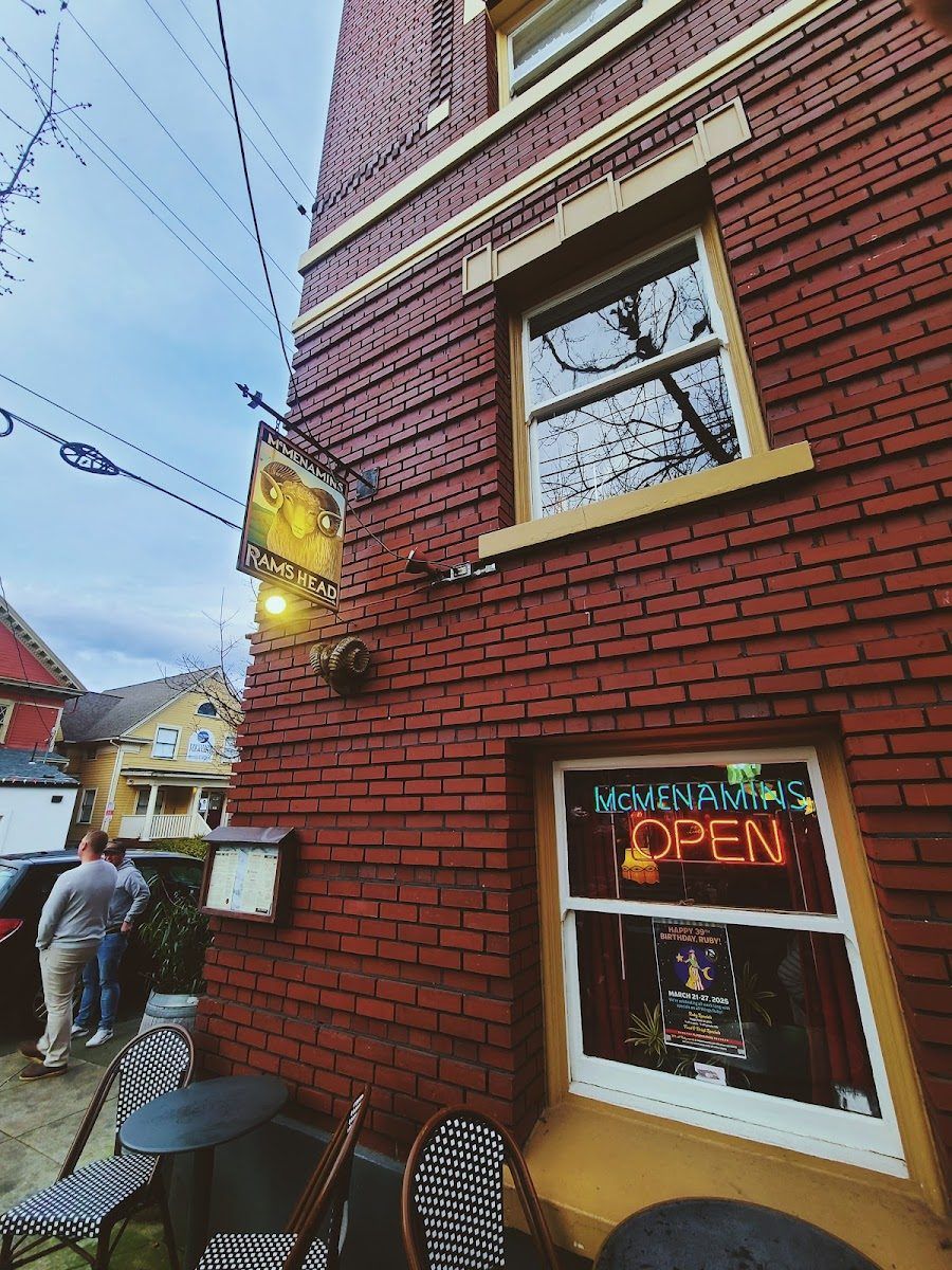 Ram's Head Bar, Portland