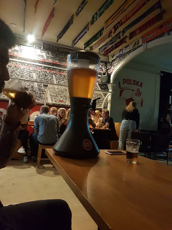 Adega Sports Bar in Porto