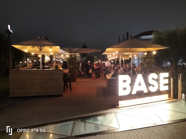 Base in Porto