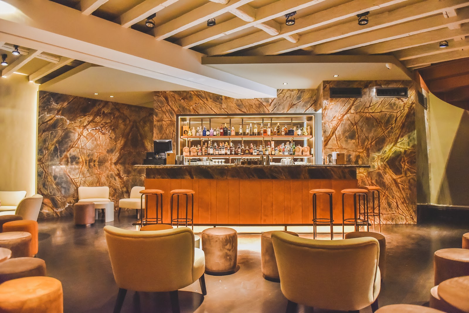 The Royal Cocktail Club Porto bar interior