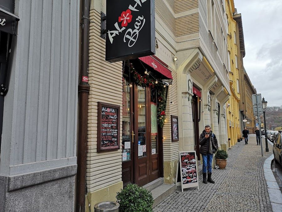 Aloha Wikiwiki Room, Prague