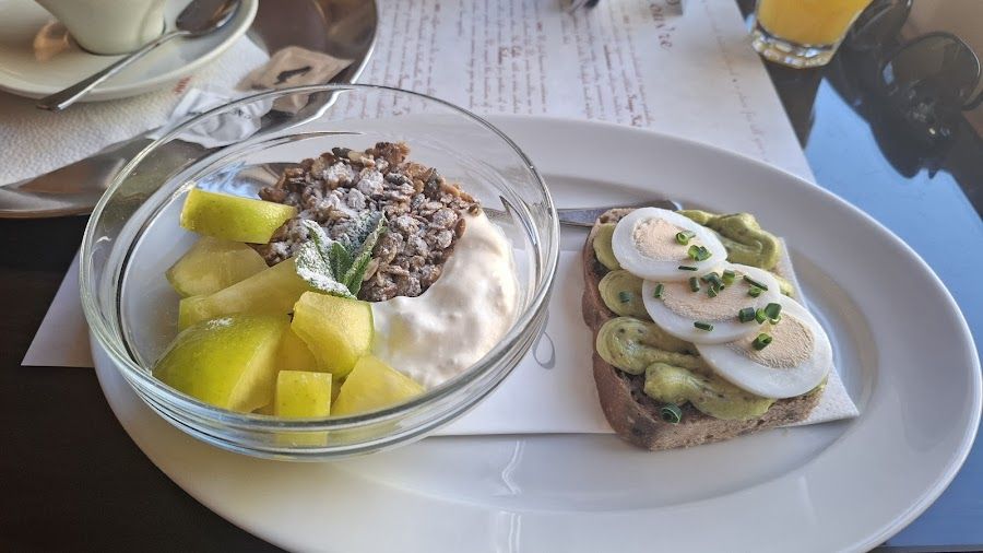 Cafe Louvre, Prague