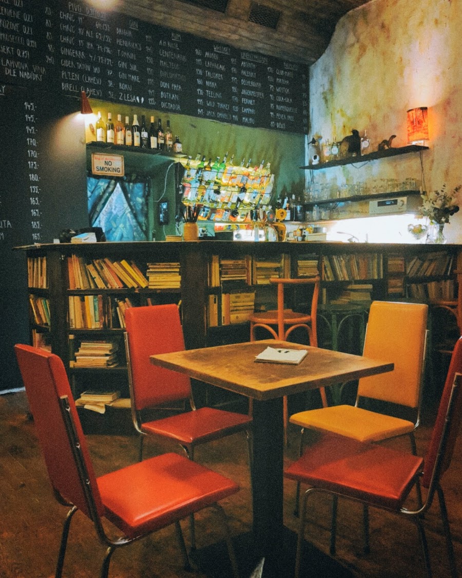 Café V lese, Prague