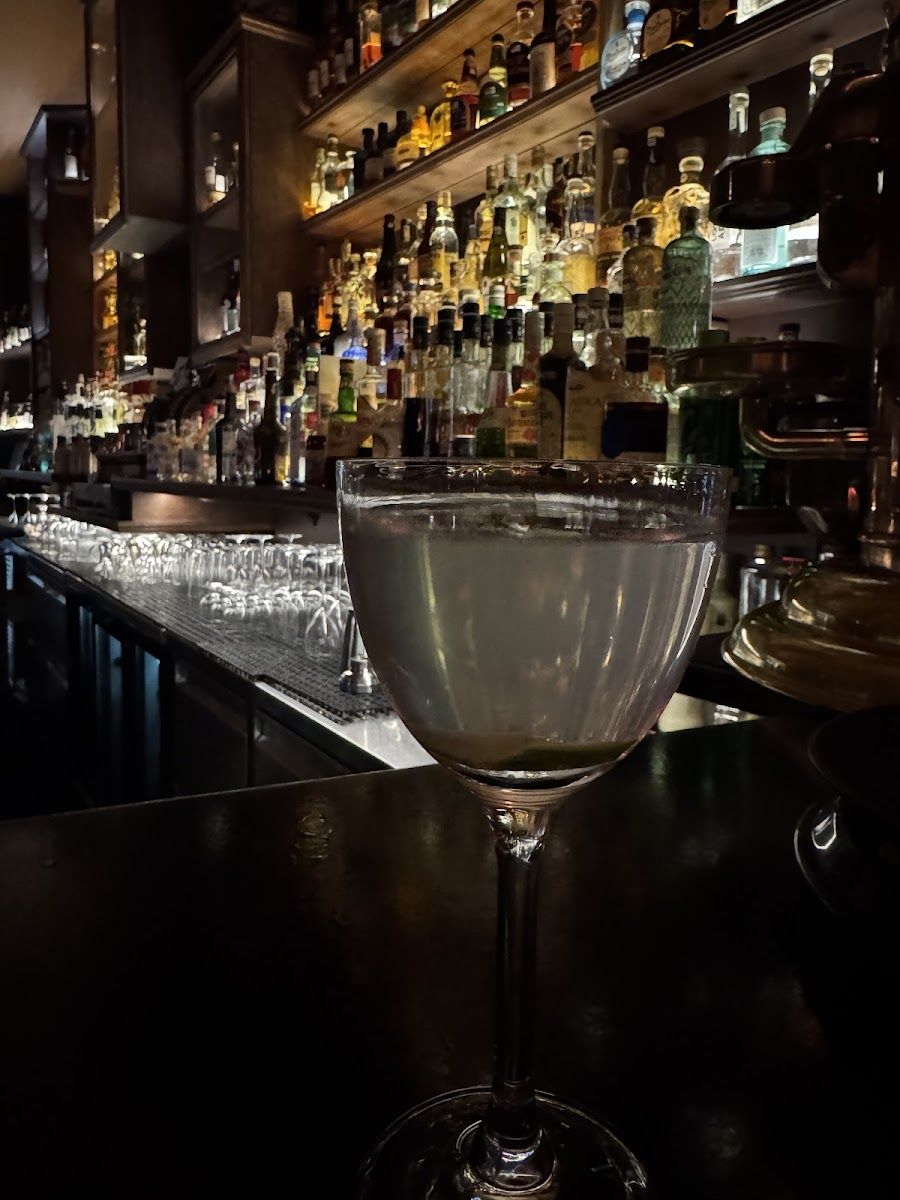 L'Fleur, Prague