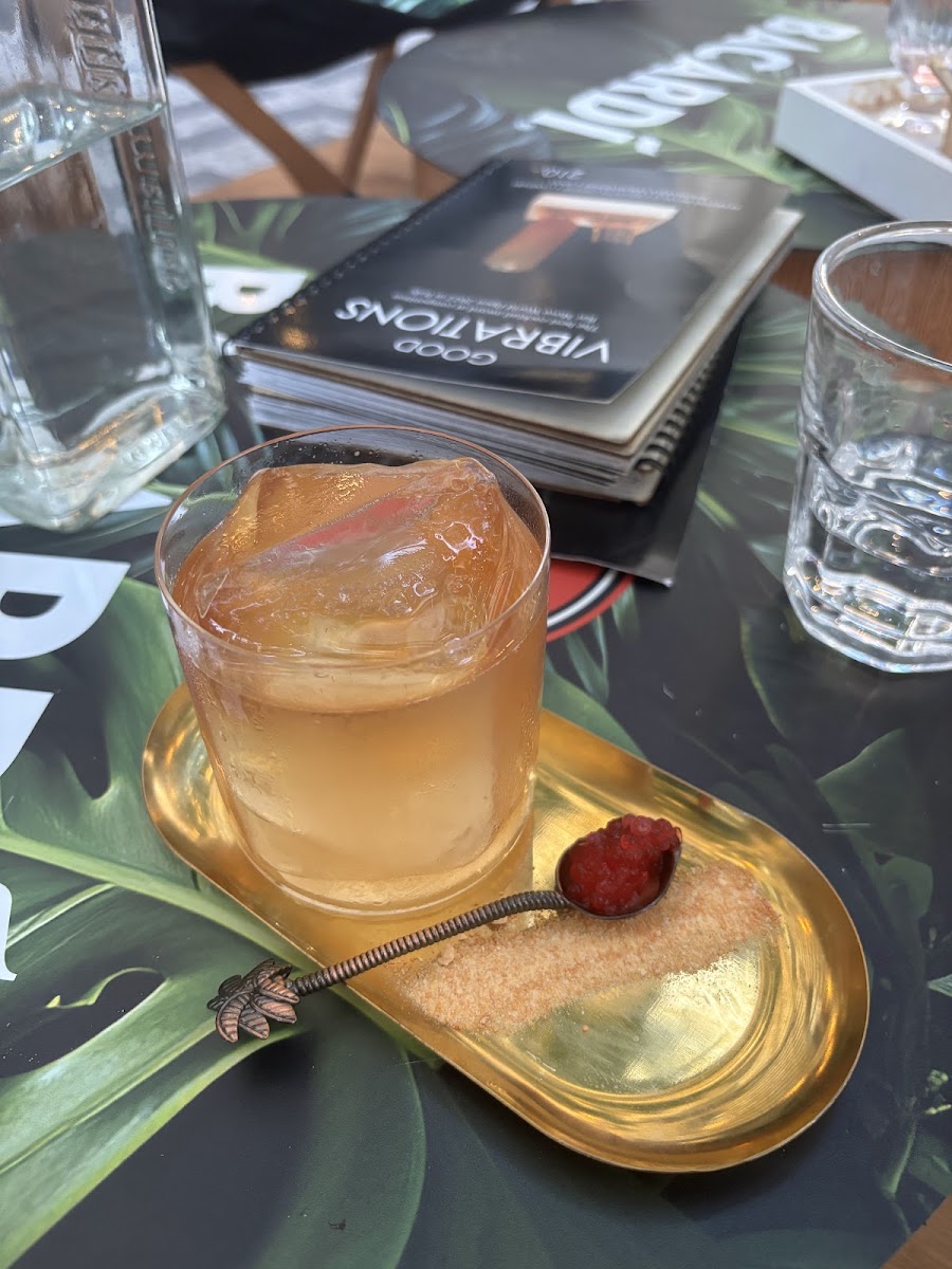 Savage Bar, Prague