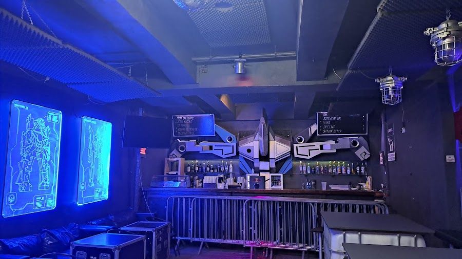 Storm Club, Prague