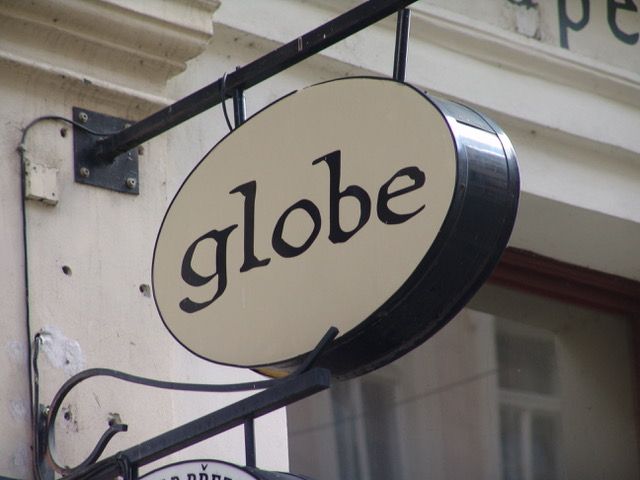 The Globe Bookstore Bar, Prague