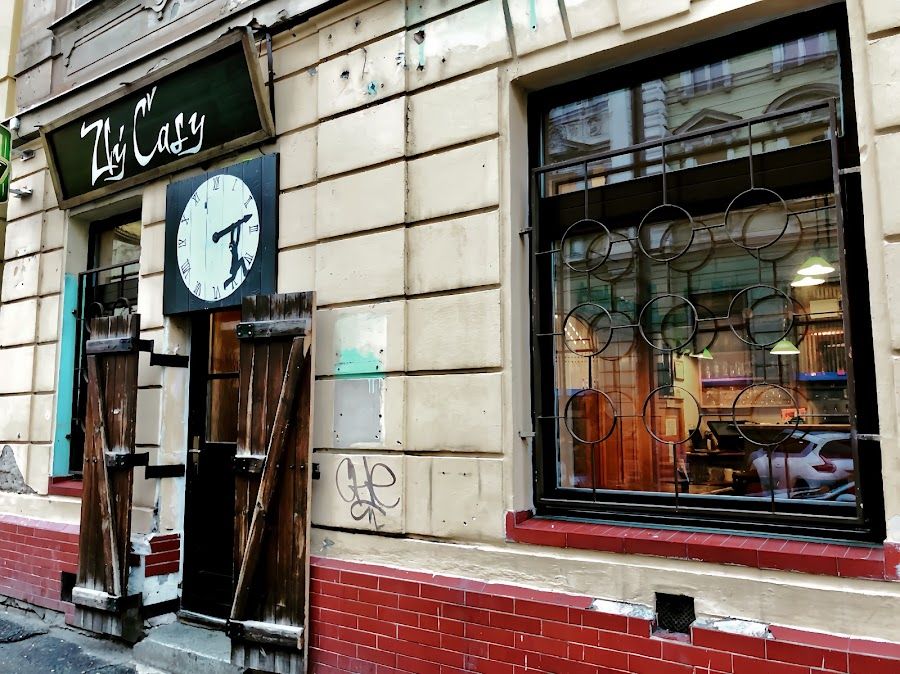 Zly Casy, Prague