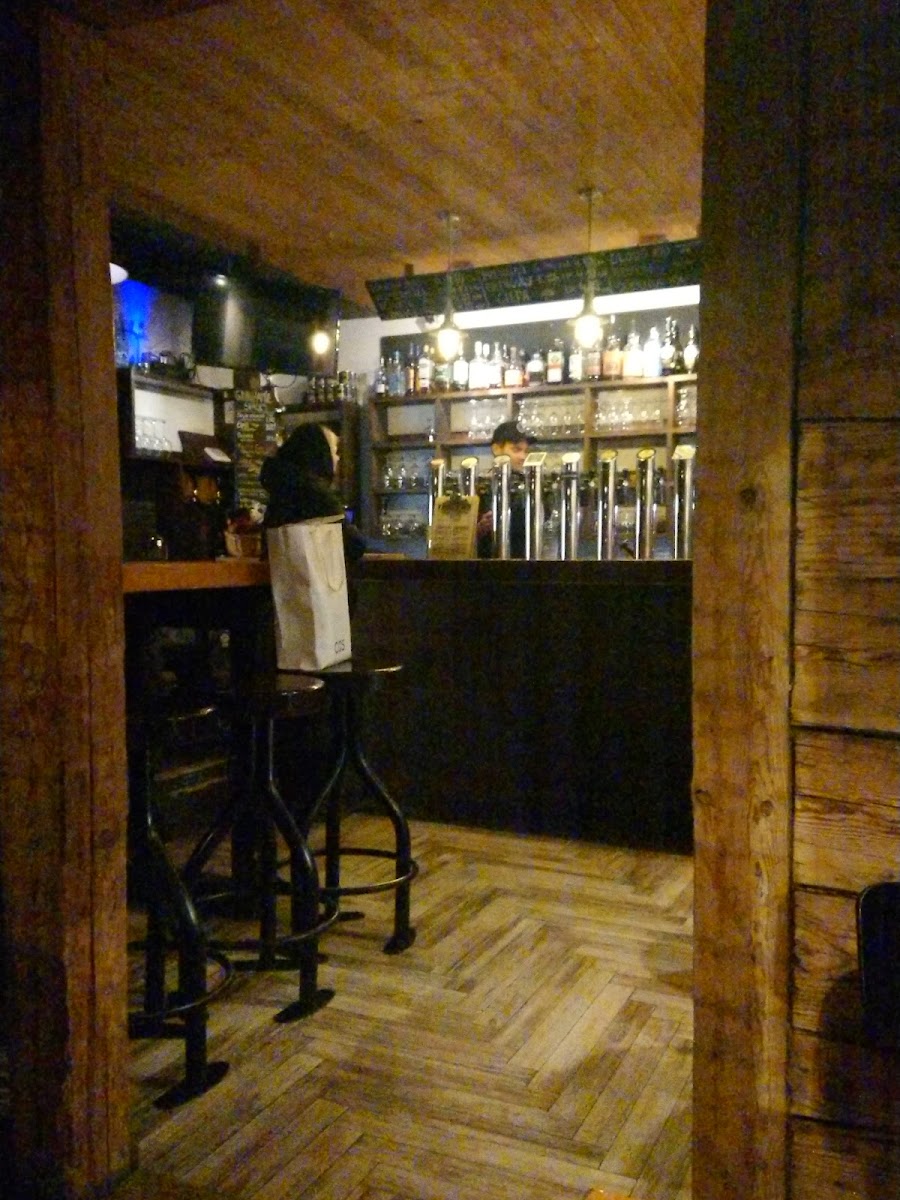 Alus Muiža, Riga