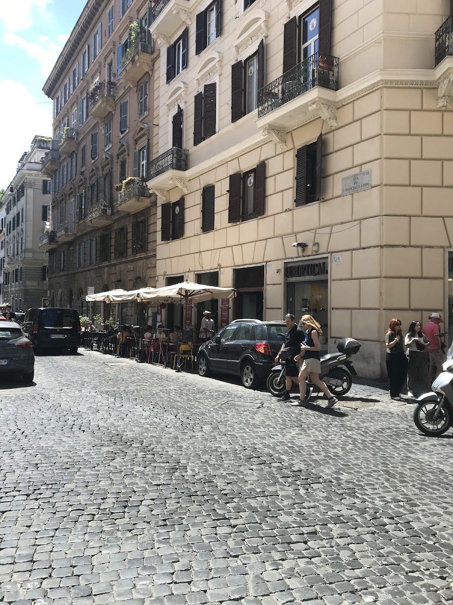 Baylon Cafe, Rome