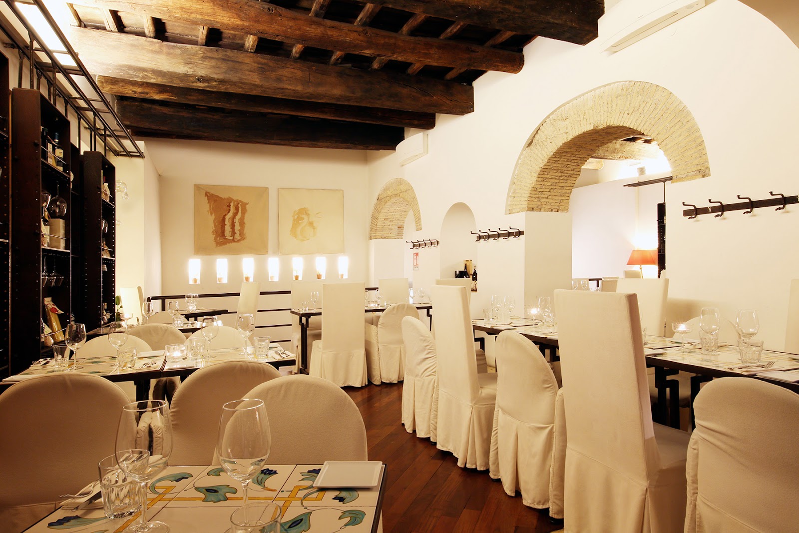 Enoteca Ferrara wine bar interior in Trastevere, Rome