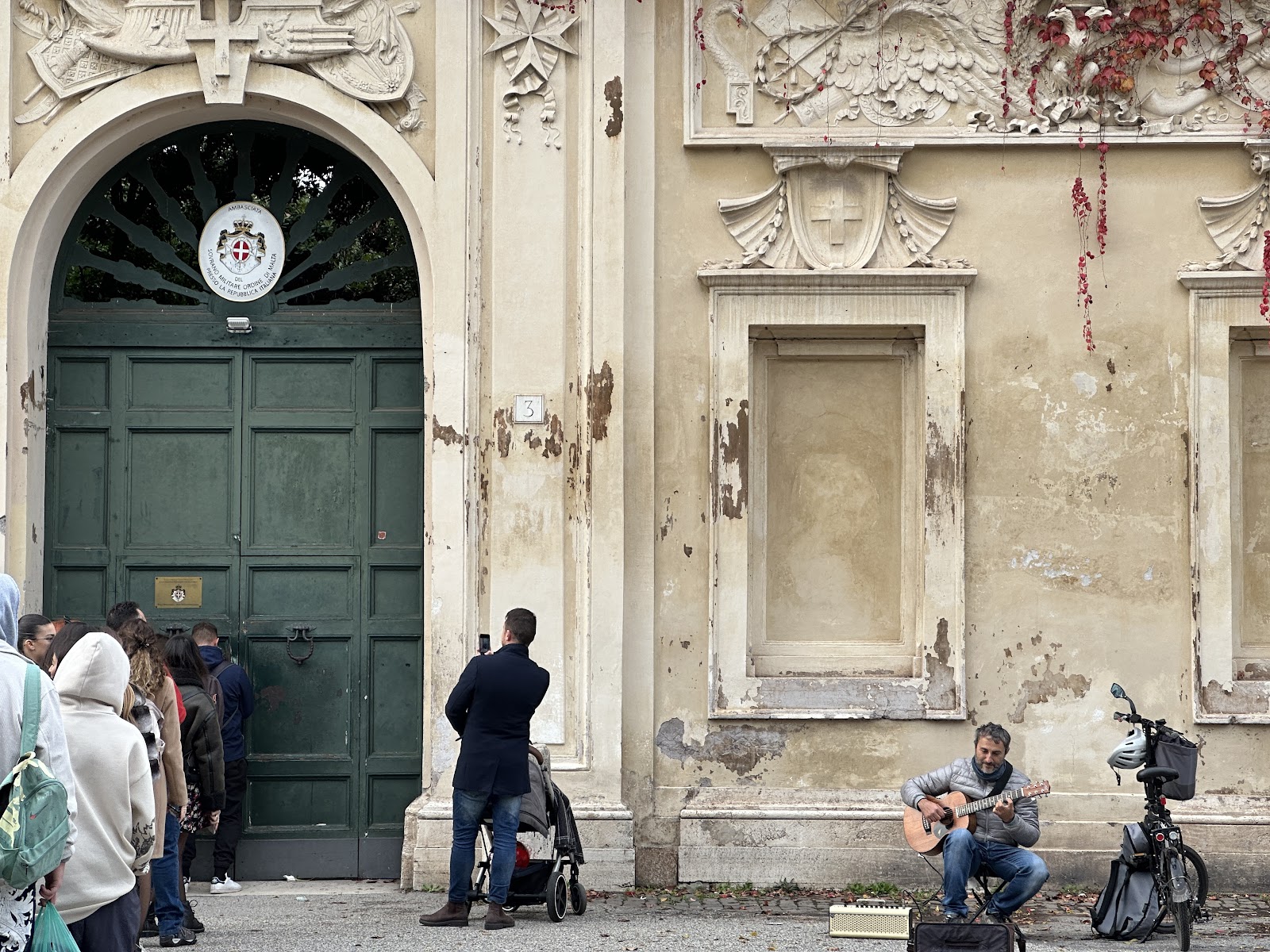Keyhole, Rome