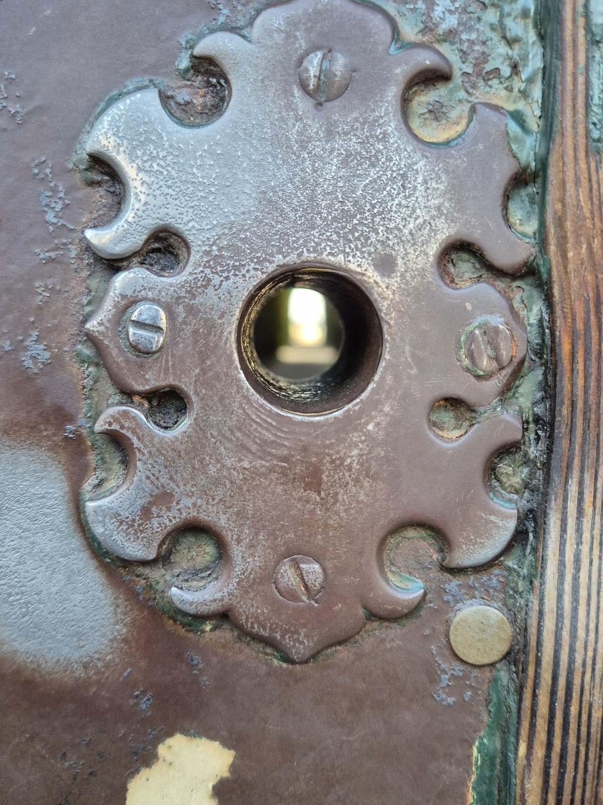 Keyhole, Rome