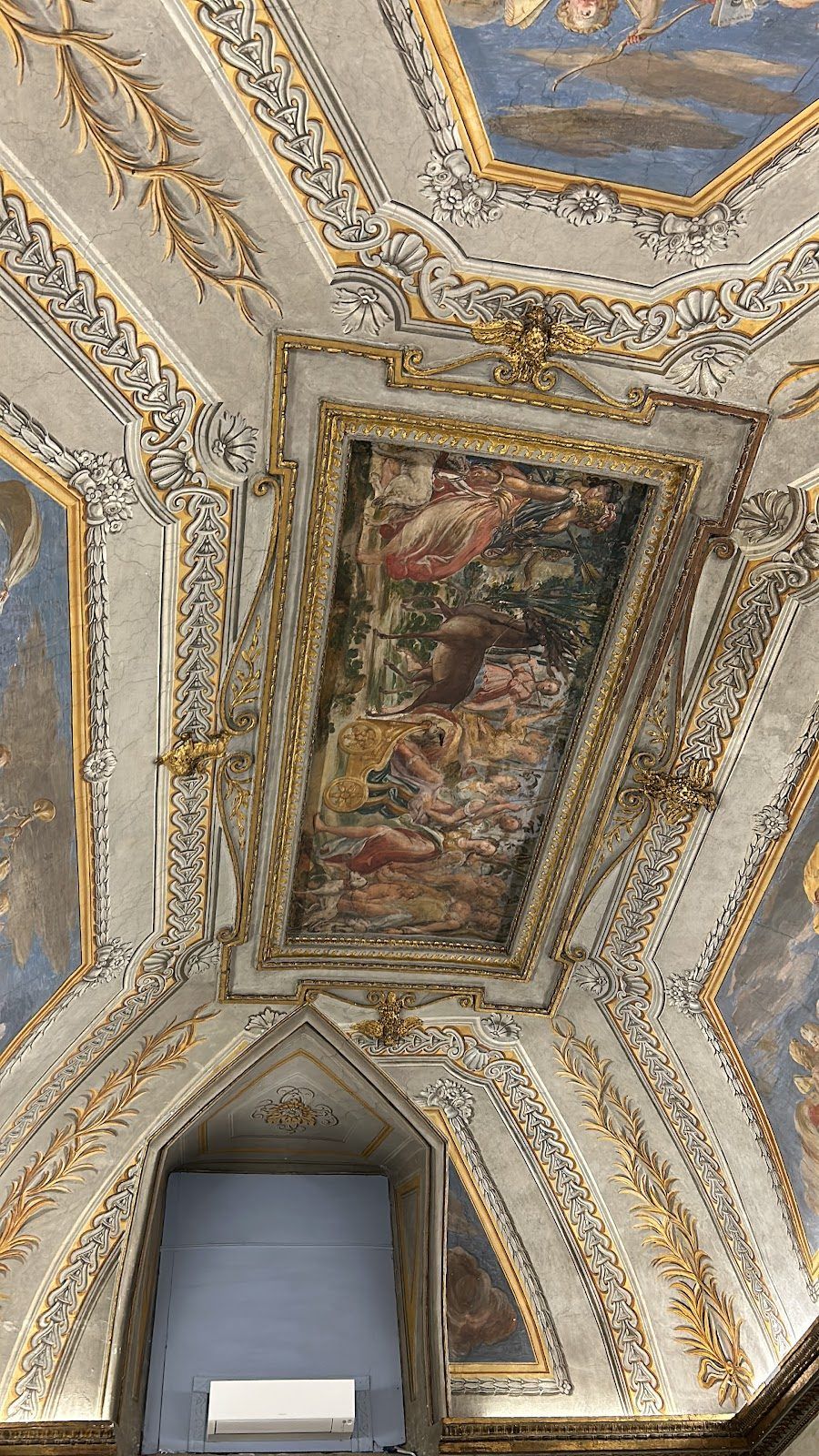L'Eau Vive, Rome