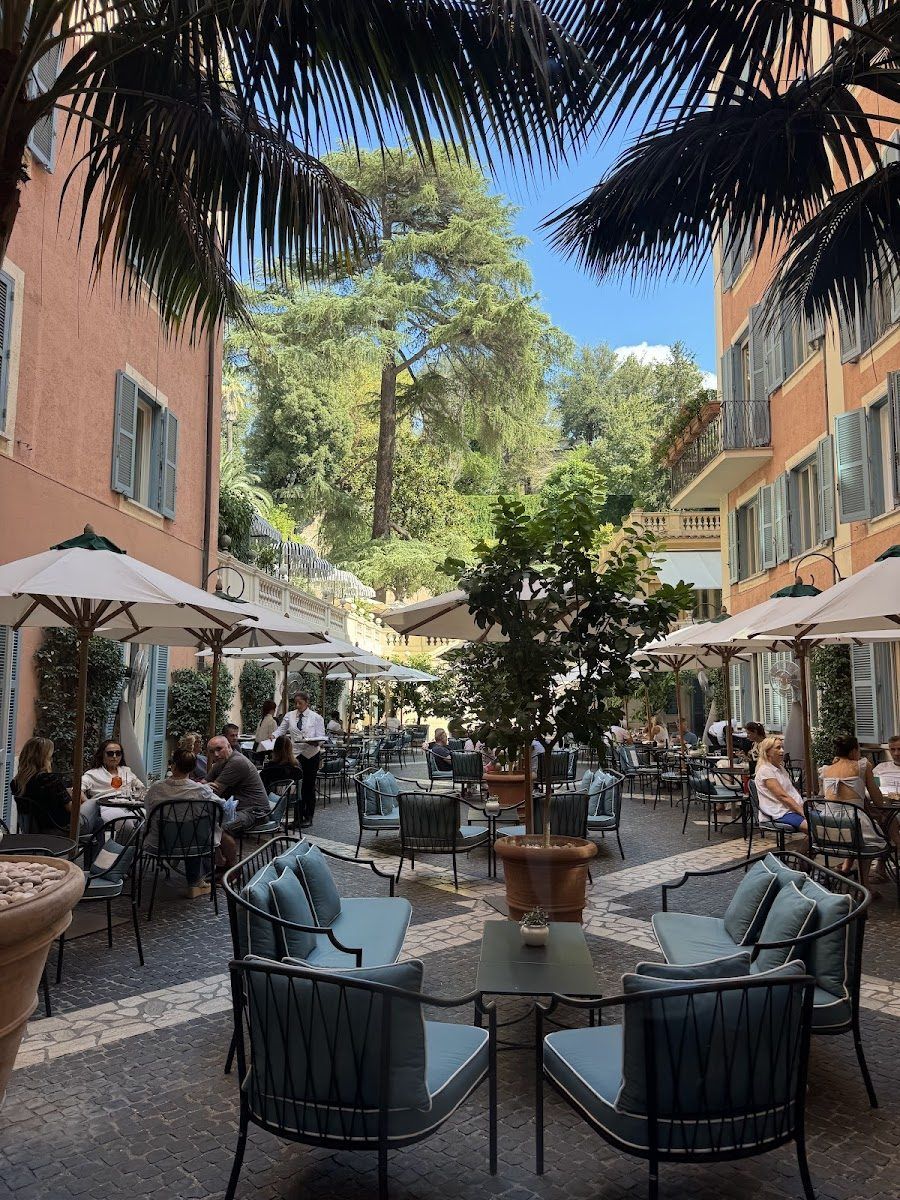 Stravinskij Bar at Hotel de Russie, Rome