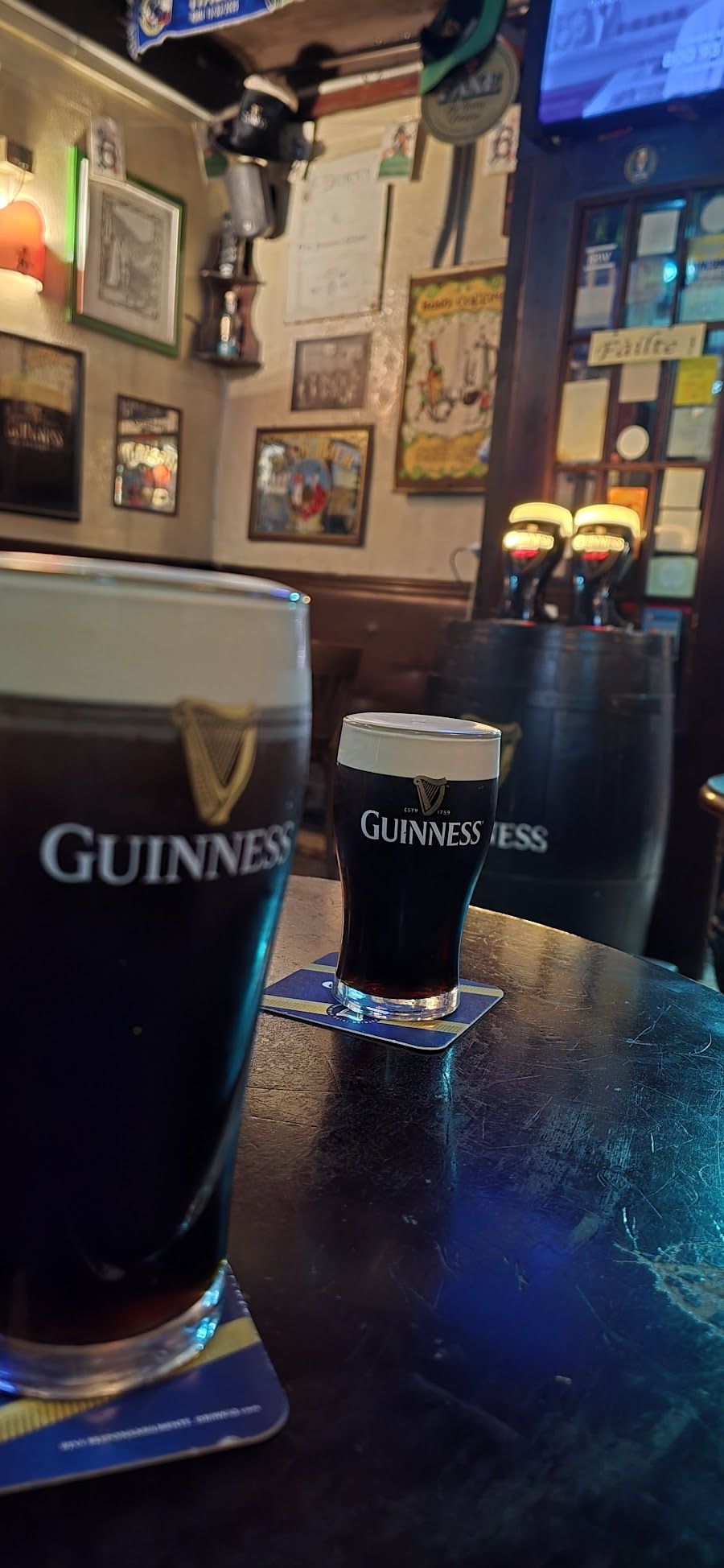 The Fiddler's Elbow, Rome