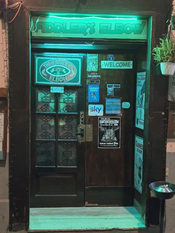 Scholars Lounge Irish Pub