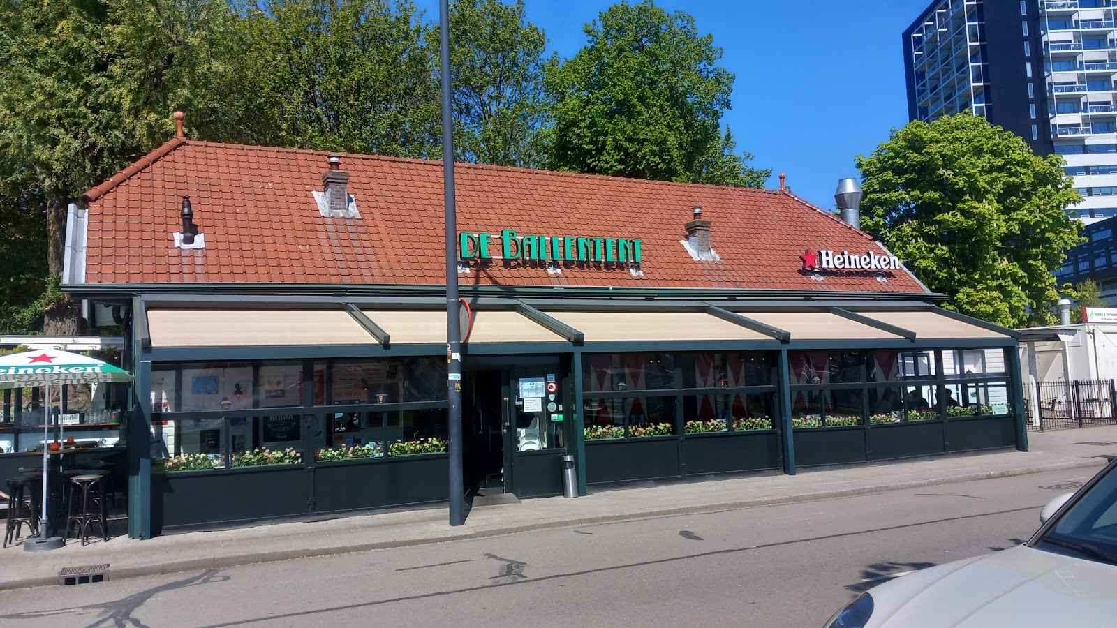 De Ballentent Rotterdam bar interior