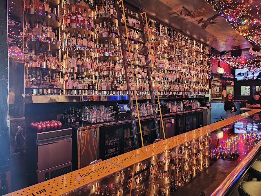 Aero Club Bar, San Diego