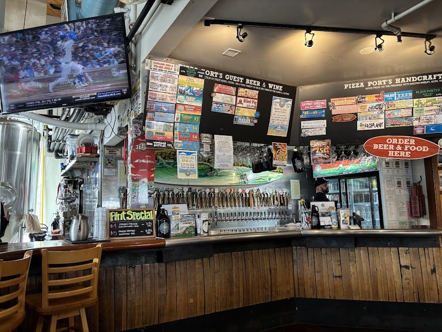 Pizza Port Pacific Beach, San Diego