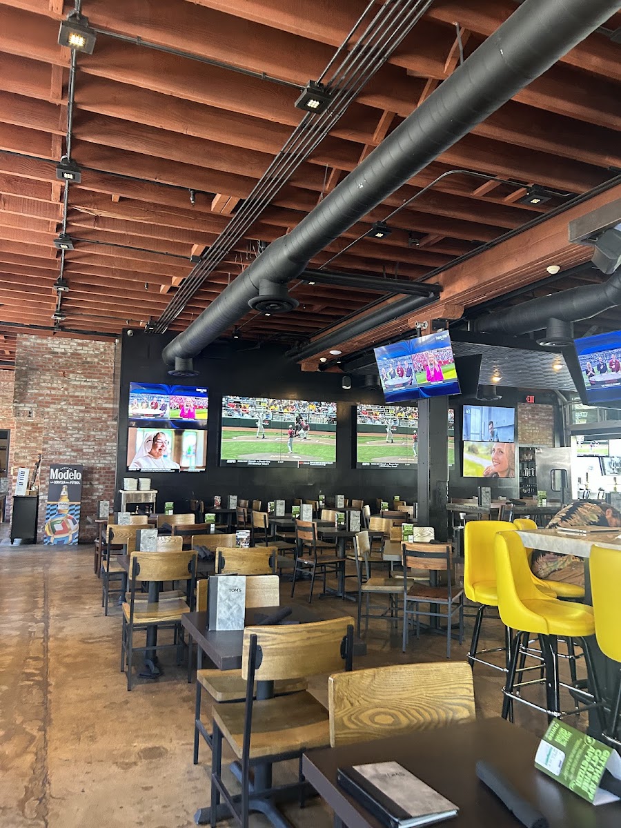 Tom's Watch Bar, San Diego