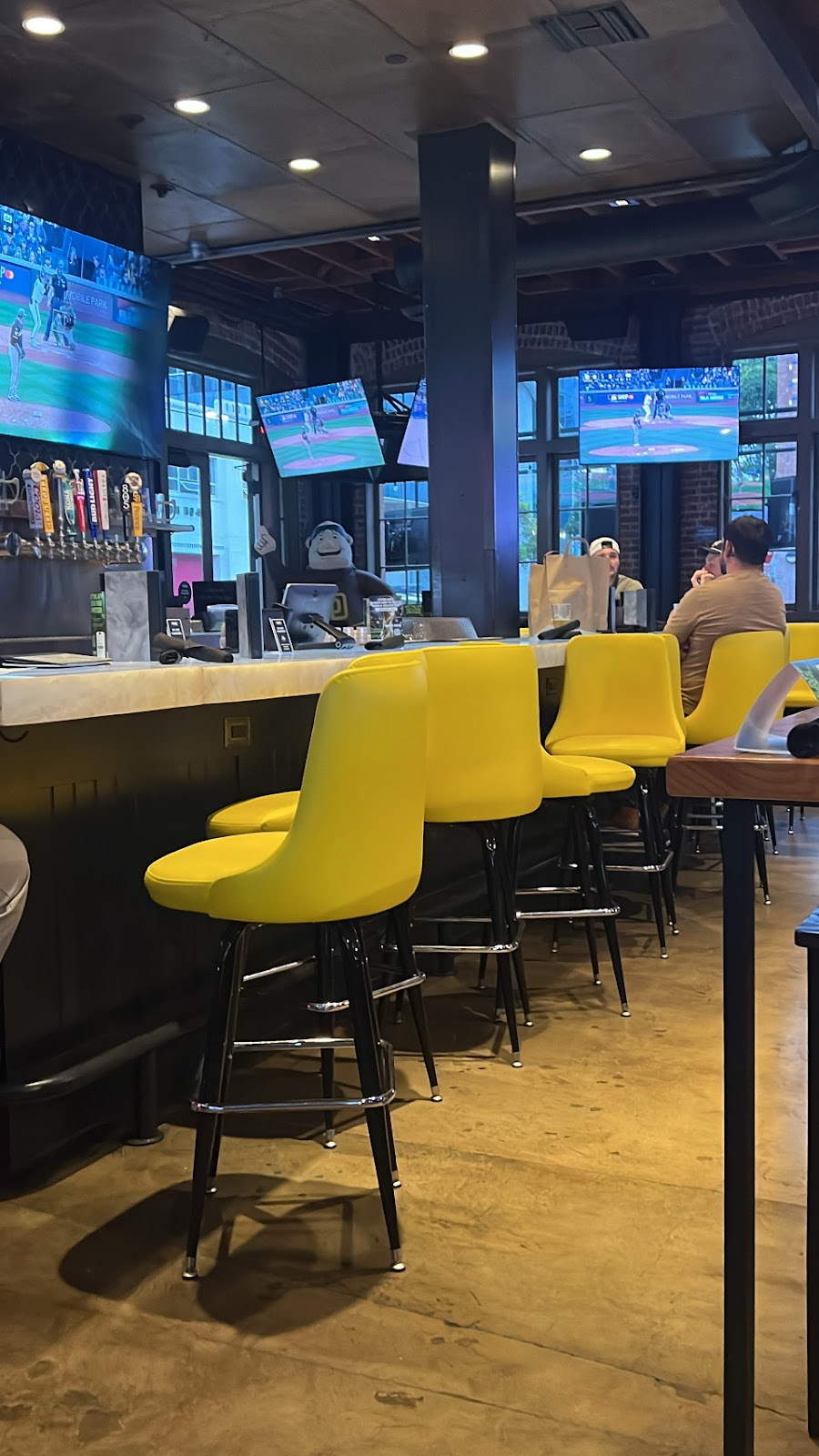 Tom's Watch Bar, San Diego