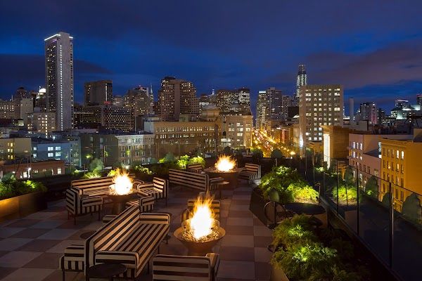 The View Lounge at Marriott Marquis