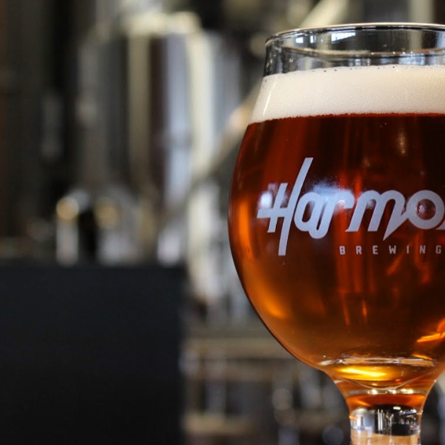 Harmonic Brewing taproom in the Dogpatch, San Francisco interior