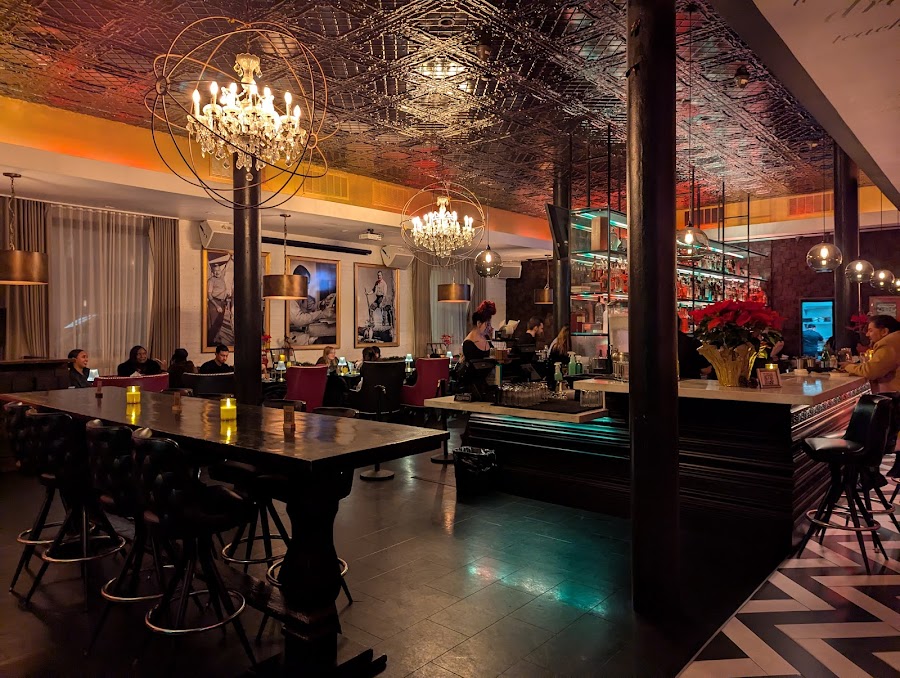 Novela, San Francisco