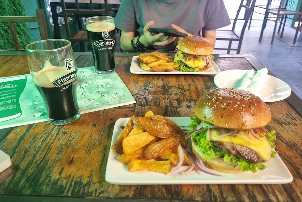 Flannery's Irish Pub in Santiago
