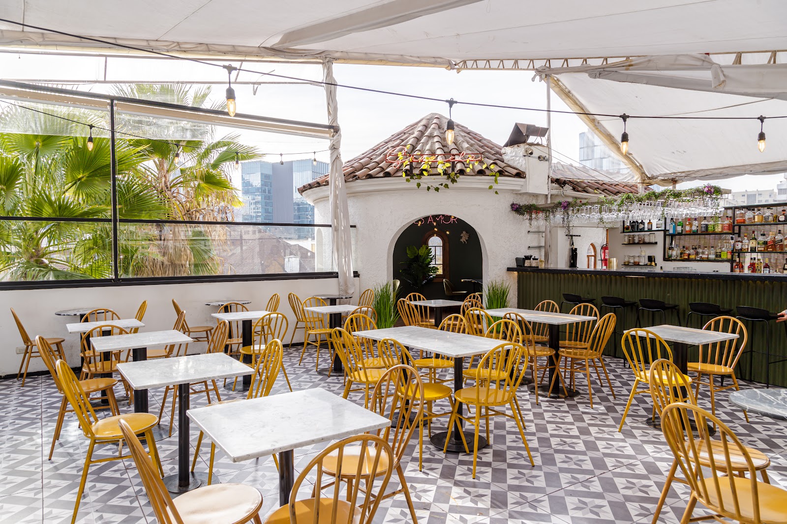 Gracielo Bar, Santiago