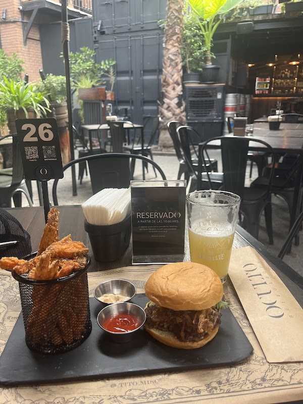 Oculto Beergarden in Santiago