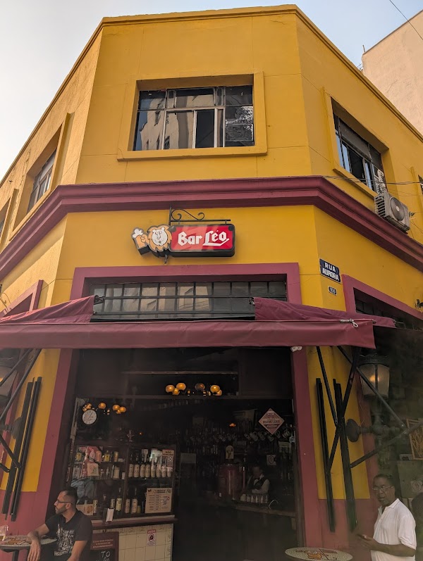 Pinguim Bar