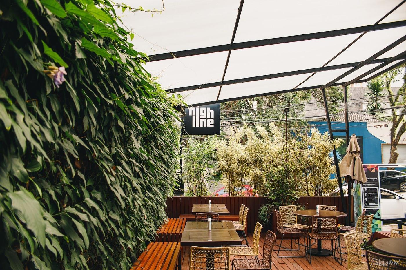 Filial natural wine bar, warm lighting, Vila Madalena São Paulo