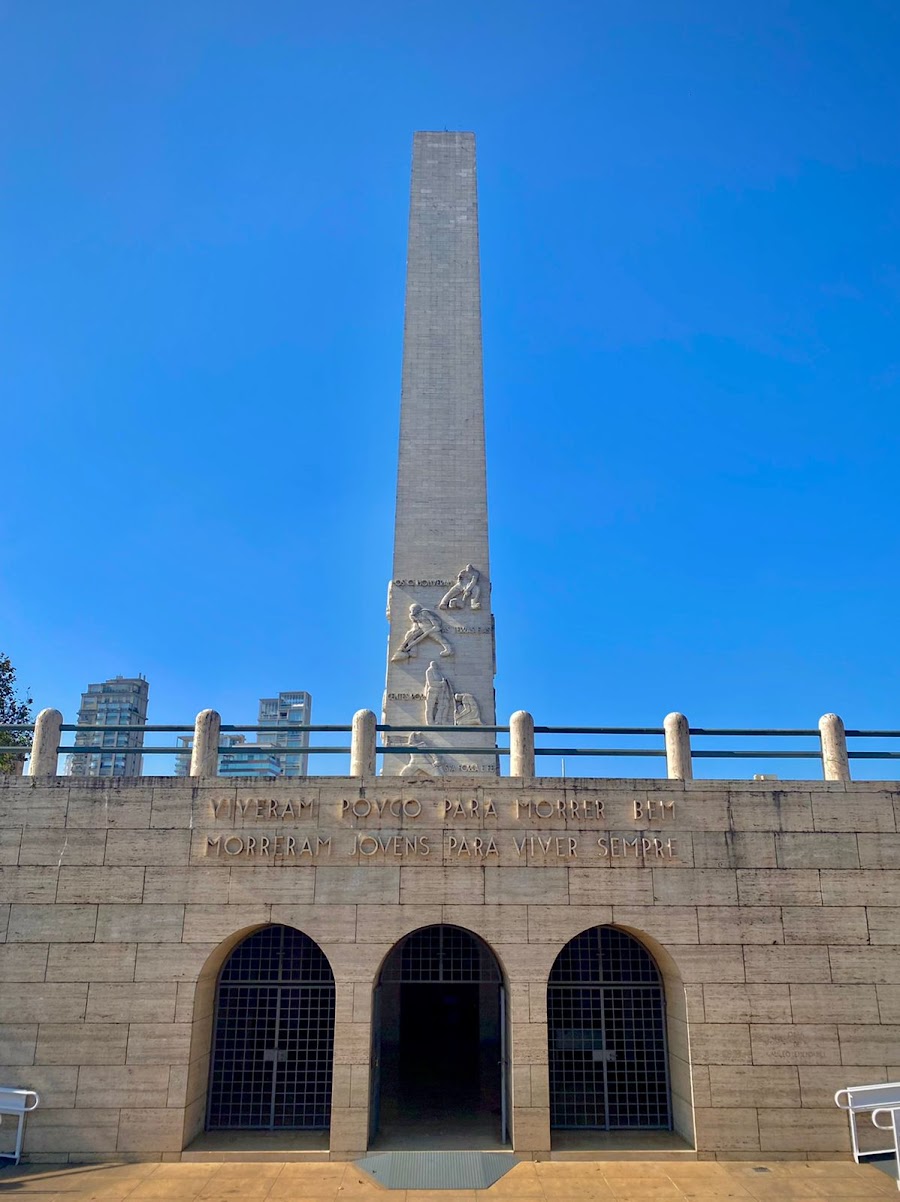 Obelisco, Sao Paulo