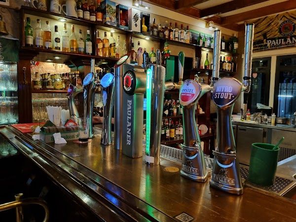 St James British Pub