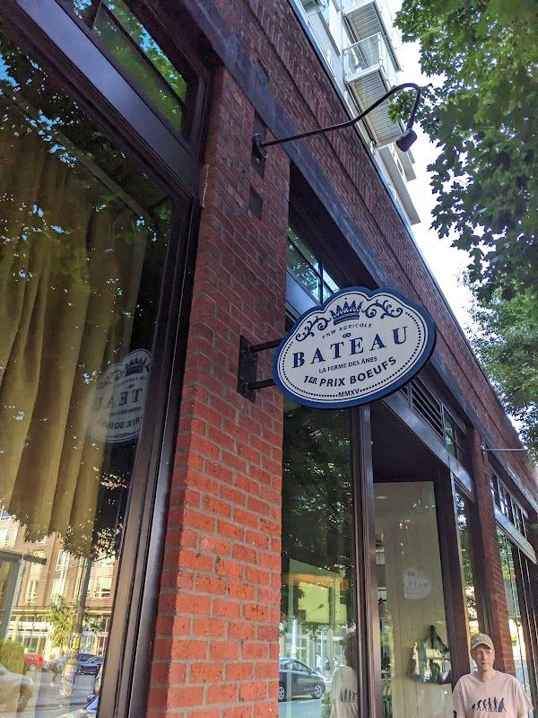 Zig Zag Cafe