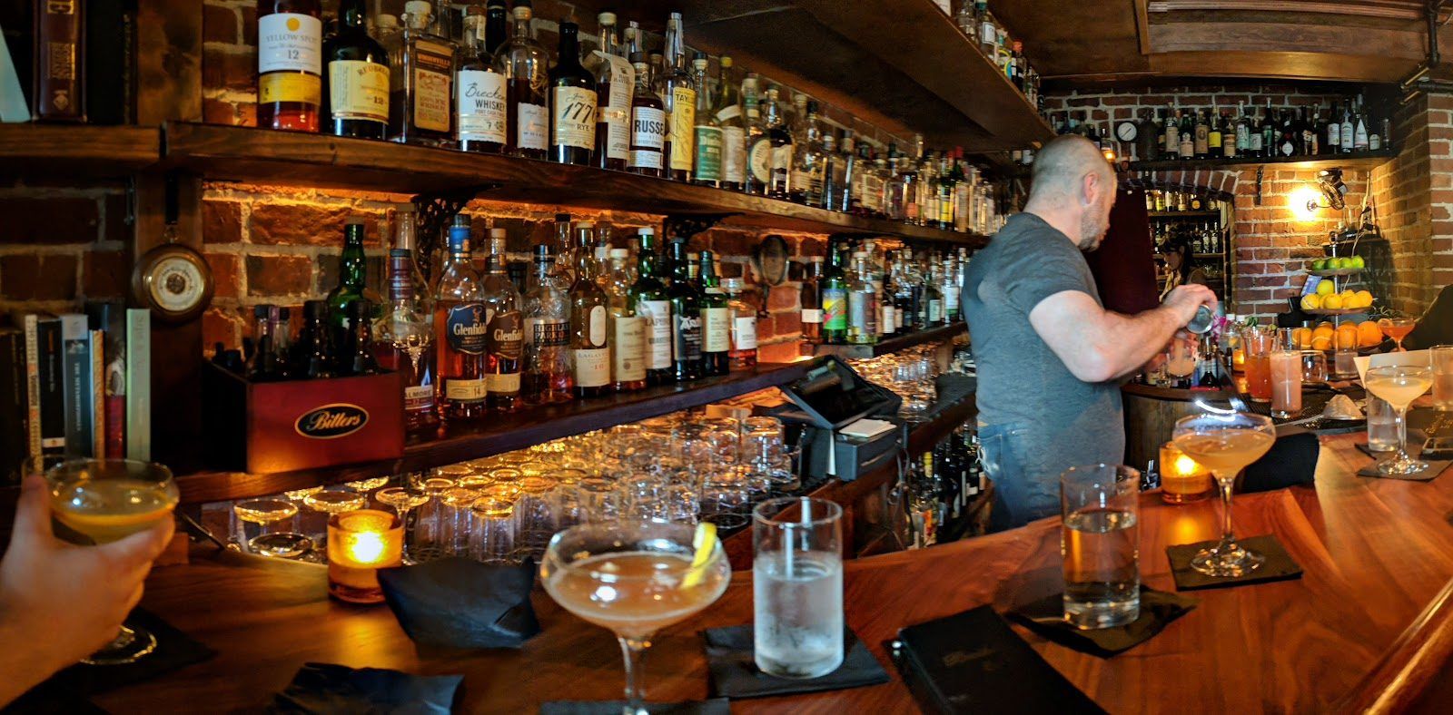 Bathtub Gin & Co. Seattle bar interior