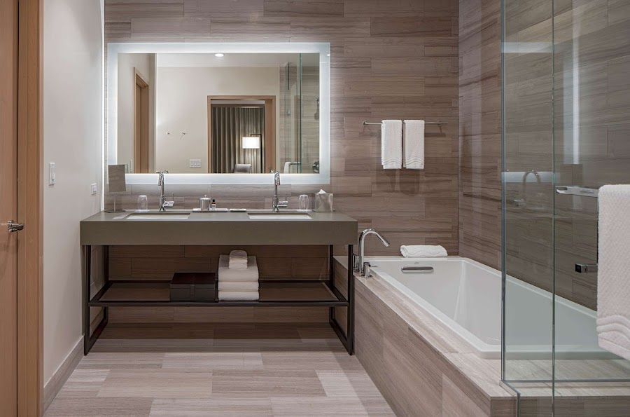 Mbar at Hyatt Regency, Seattle