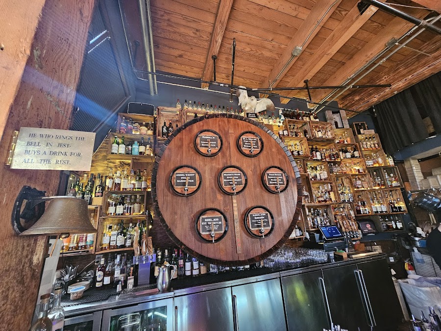 Radiator Whiskey, Seattle