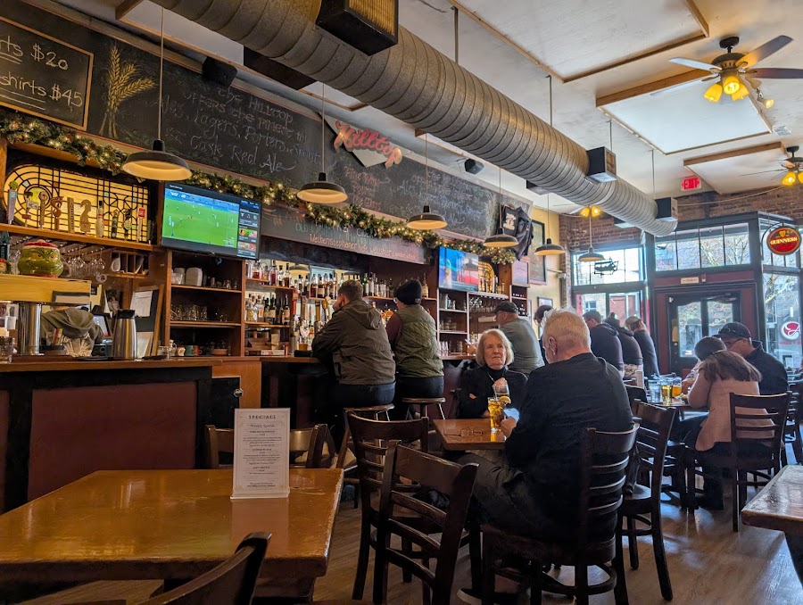 Hilltop Ale House, Seattle