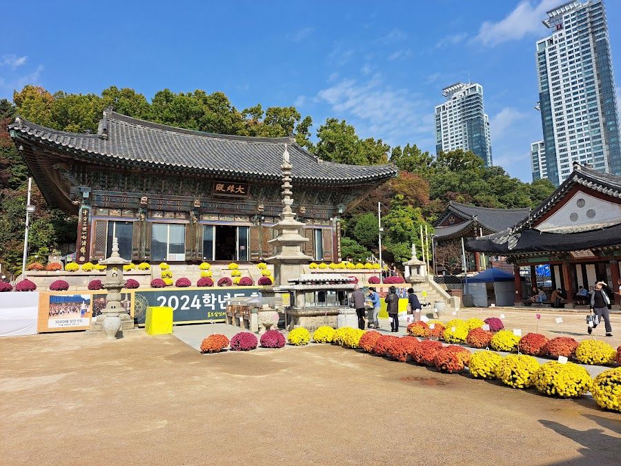 Once in a Blue Moon, Seoul