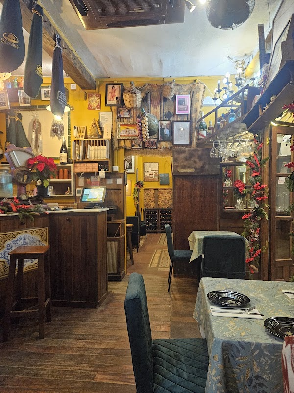 Antigua Abaceria de San Lorenzo in Seville