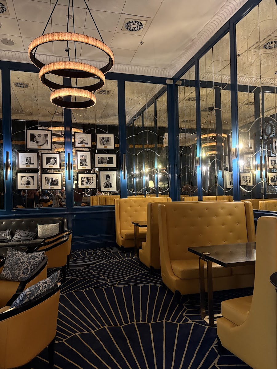 Bar Americano, Seville
