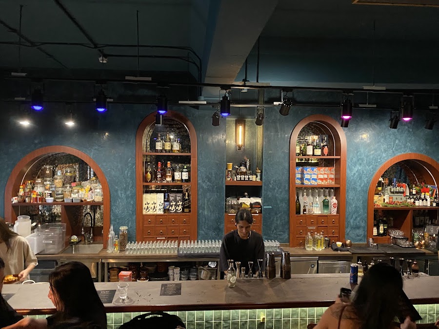 Bar Spectre, Singapore