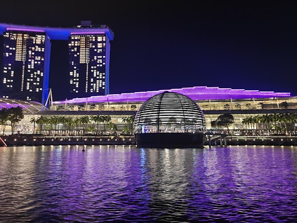 Brewerkz in Singapore