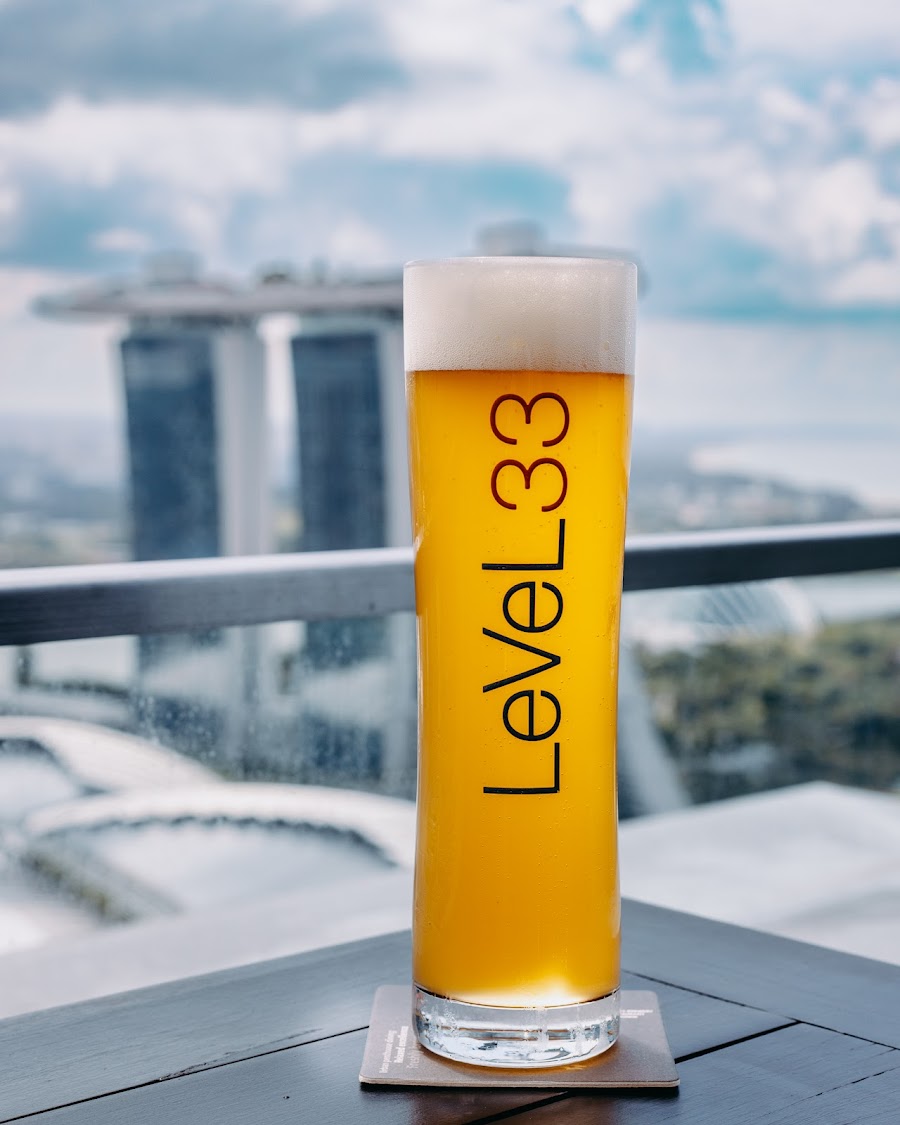 LeVeL33, Singapore