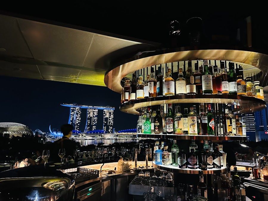 Smoke &amp; Mirrors, Singapore