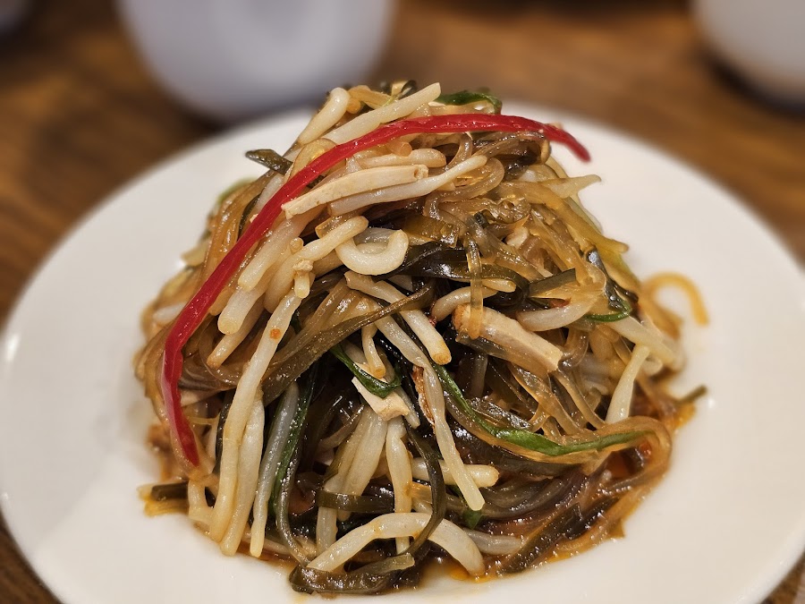 Sum Yi Tai, Singapore